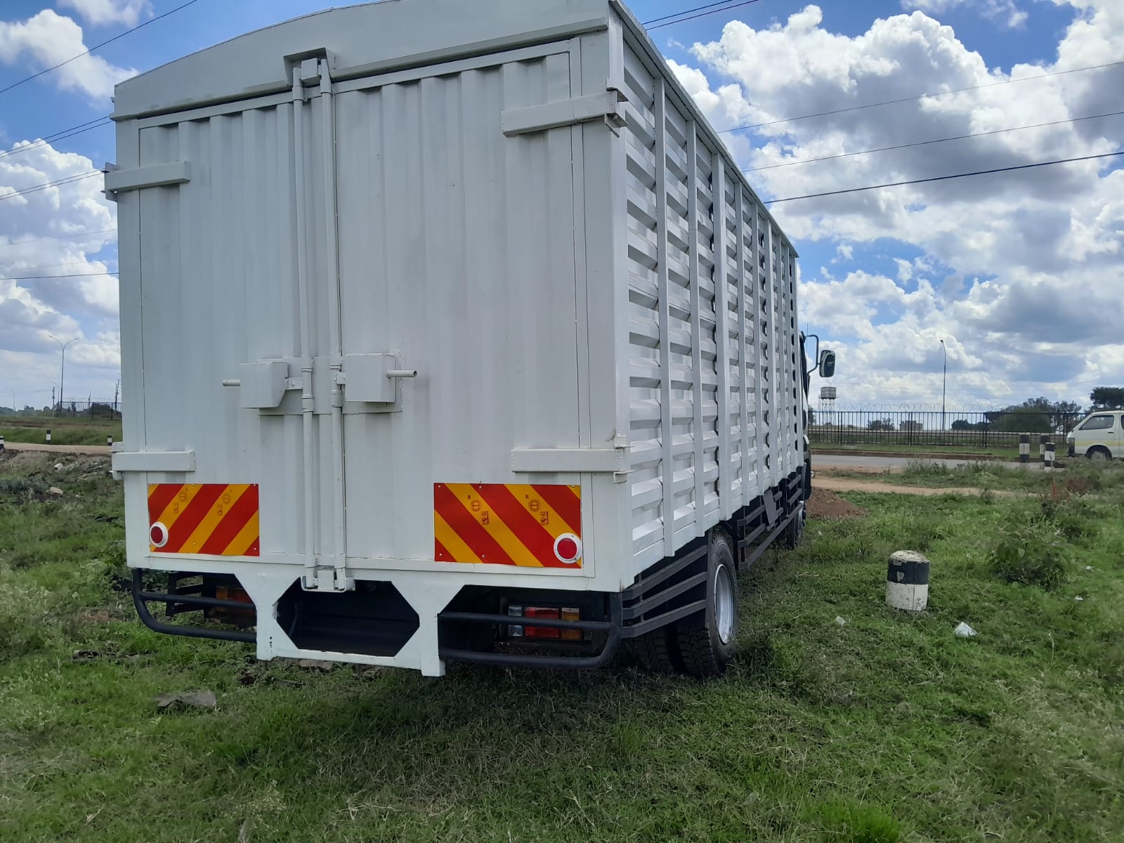 Vehicle image 1