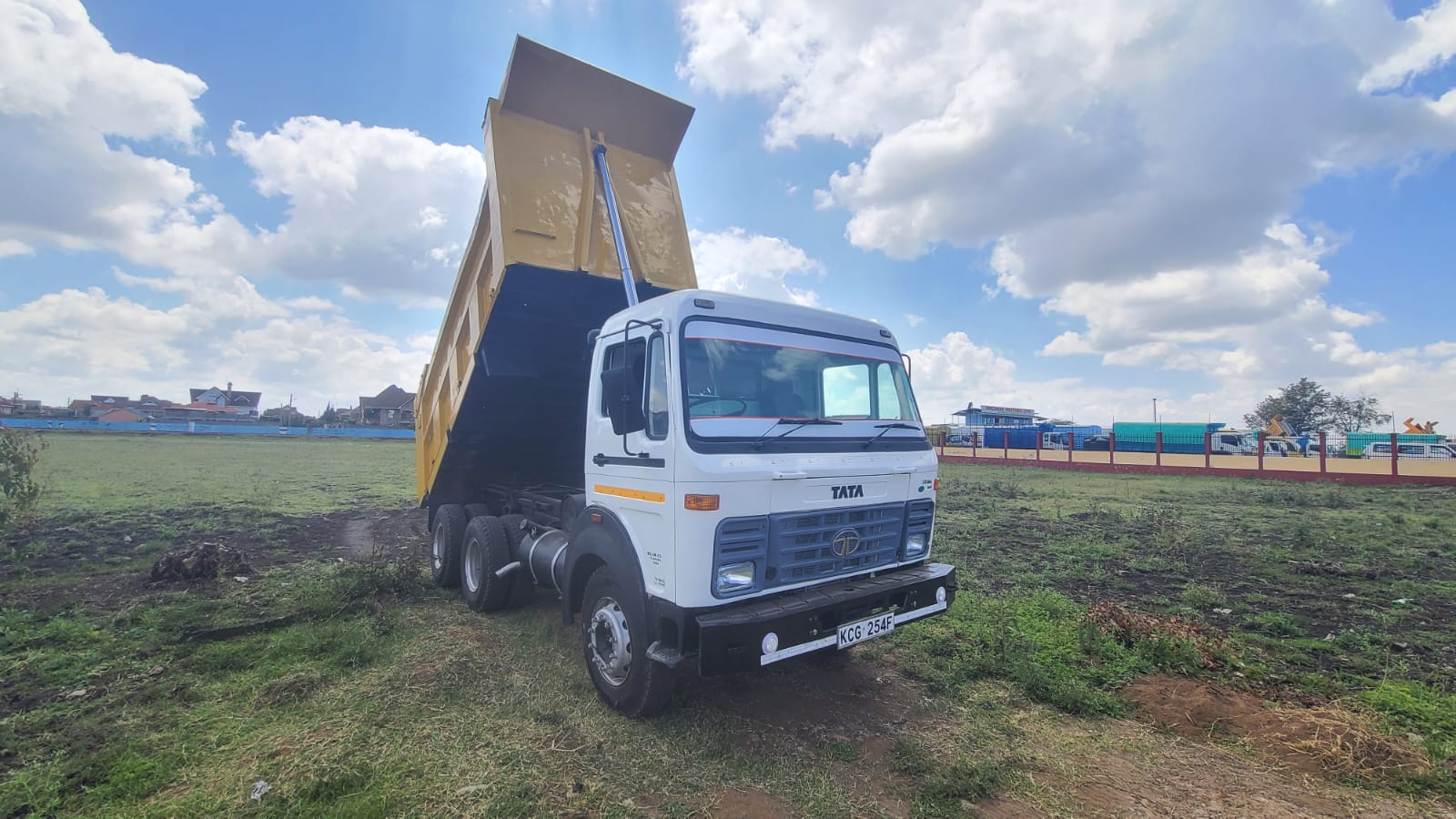 2015 Tata 2516