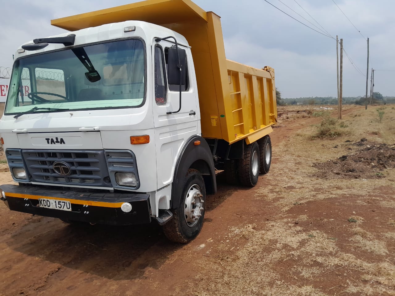 2021 Tata 2516